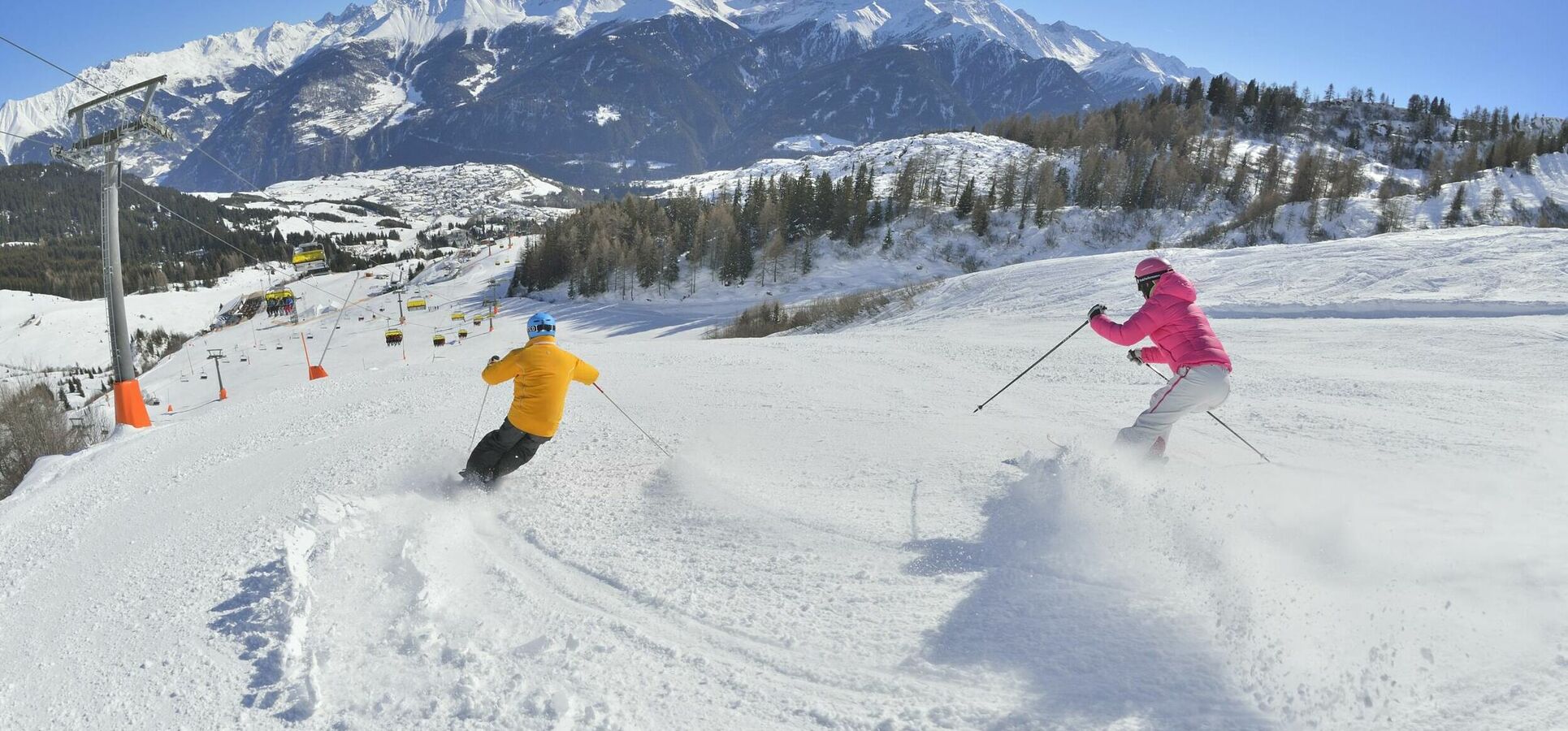 @Serfaus-Fiss-Ladis Marketing GmbH, @Mallaun Josef - Am Sonnenplateau erwartet Sie Skispass auf mehr als 160 Kilometern Piste.